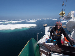 National Geographic Adventurers Dave and Amy Freeman sail for Adventurers and Scientists for Conservation.