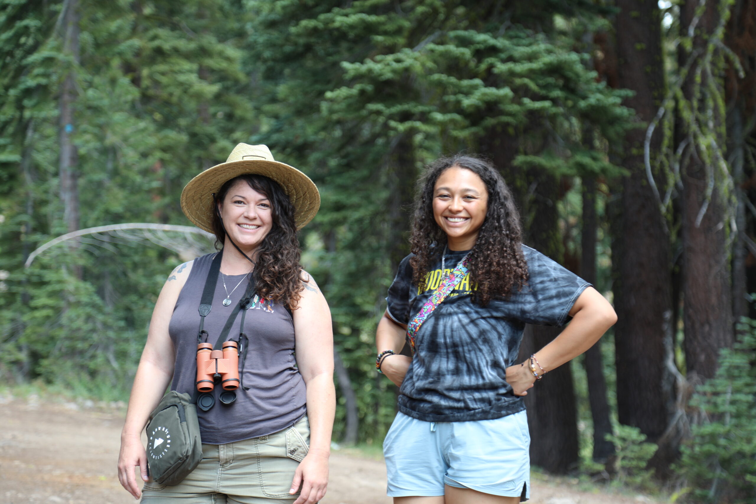 Volunteers at an Adventure Scientists event